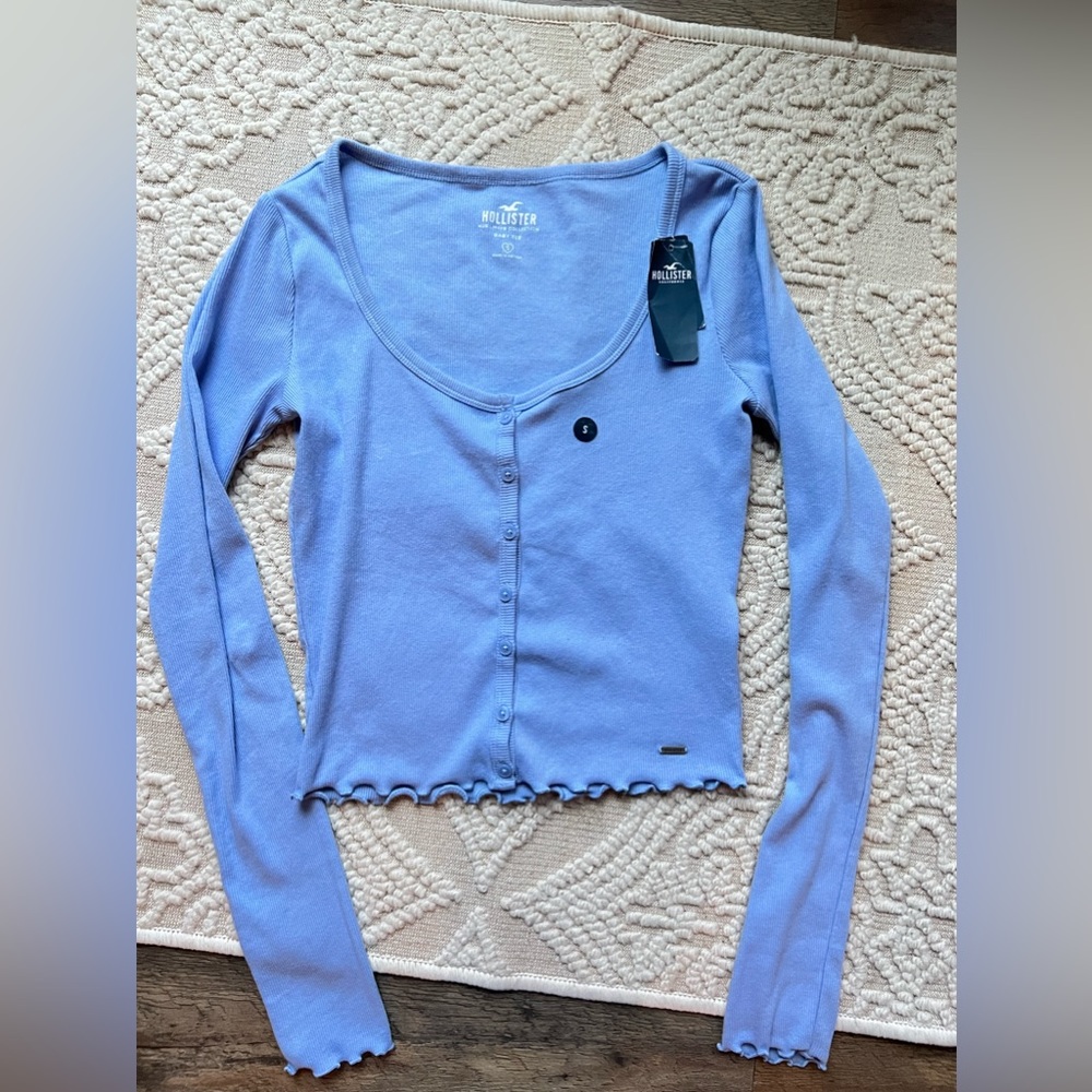 Hollister long sleeve baby tee